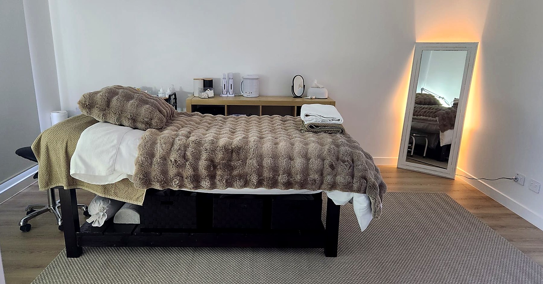 Love Thy Skin treatment room